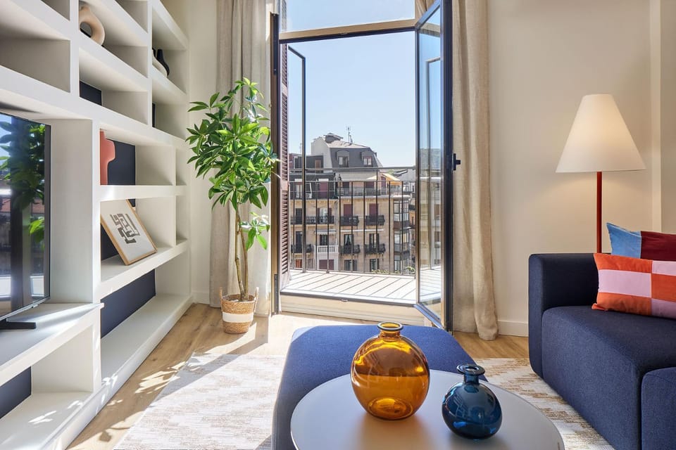 The Rentals Collection - Plaza Easo Attic Apartment in San Sebastian
