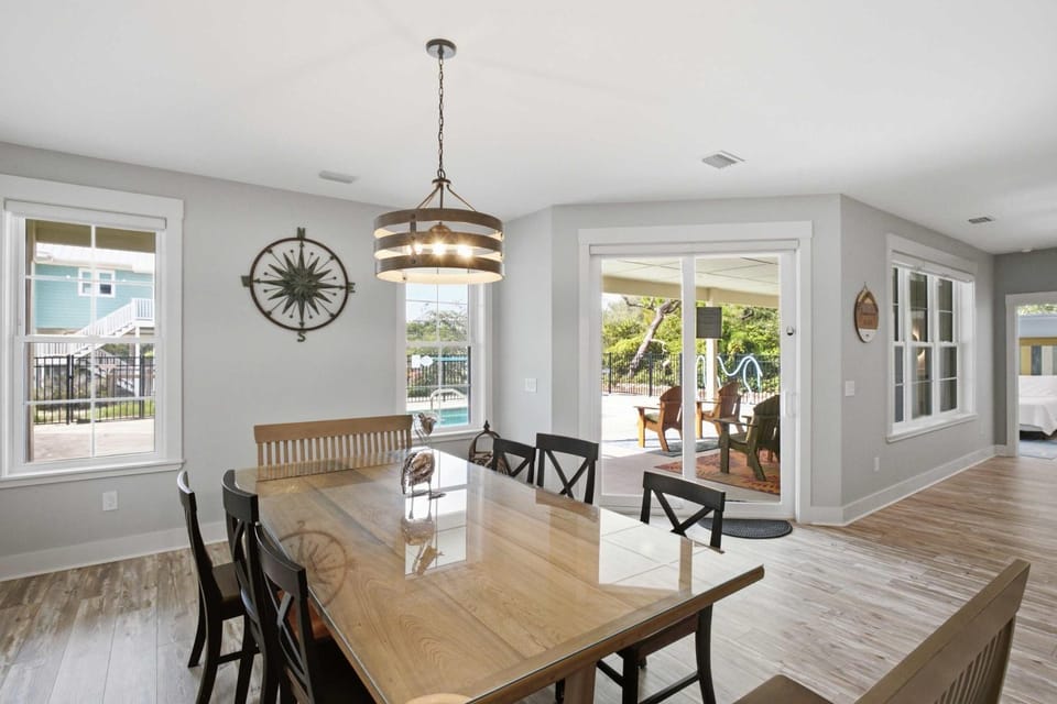 New 4BR Ground-Level Home Pool Near Beach House in Saint George Island