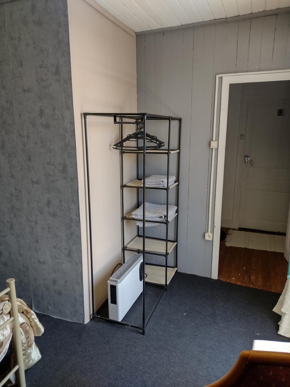 Secret Cottage Apartment in Pays de la Loire