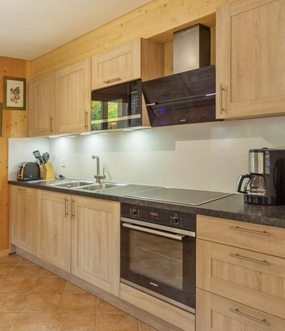 Coffee/tea facilities, Kitchen or kitchenette, dishwasher, minibar, pet friendly, stove, toaster