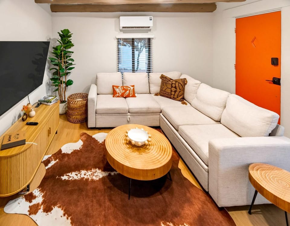 Cozy 2BR in Manitou Springs Walk Downtown Apartment in Manitou Springs