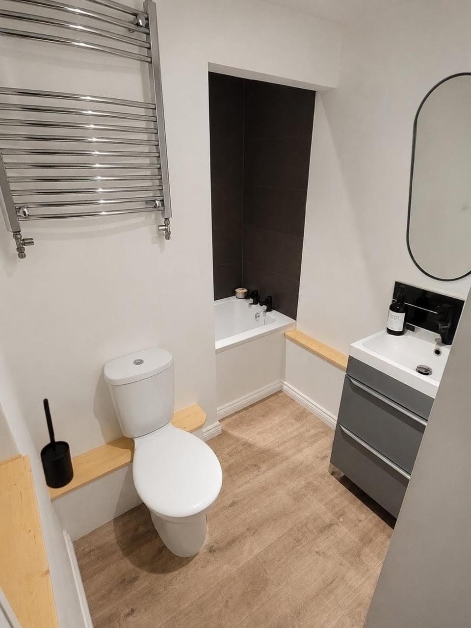 Apartment Sleeps 4 - Town Centre & Near Beach Apartment in Newquay