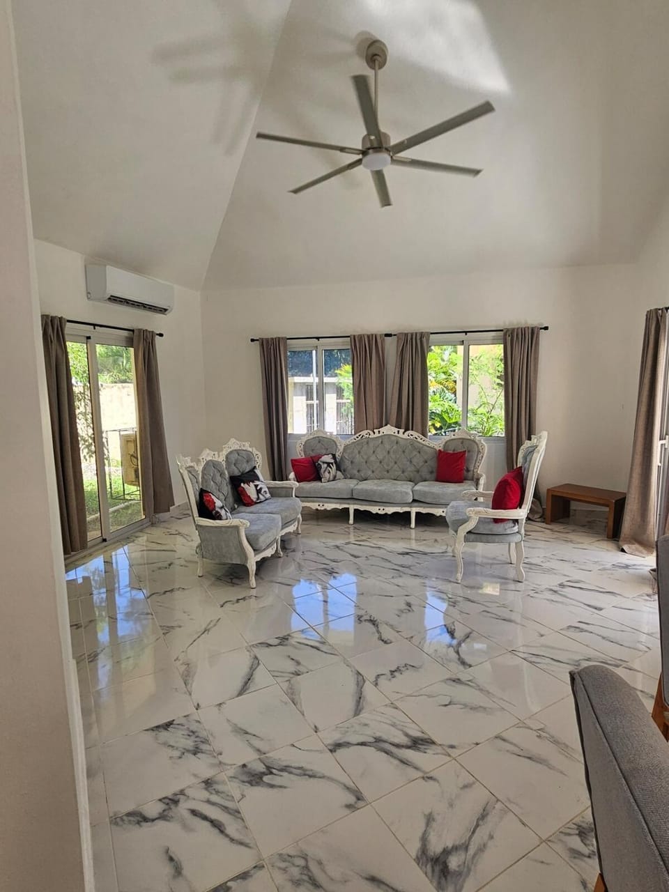 2BR Villa Private Pool Walk to Playa Laguna Beach Villa in Sosua