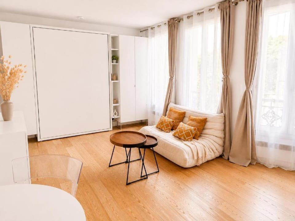 Beau studio proche du Louvre Apartment in Paris