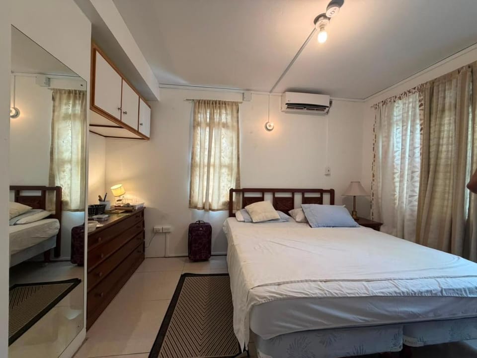 Mahabir Court Apartment in Port of Spain - City