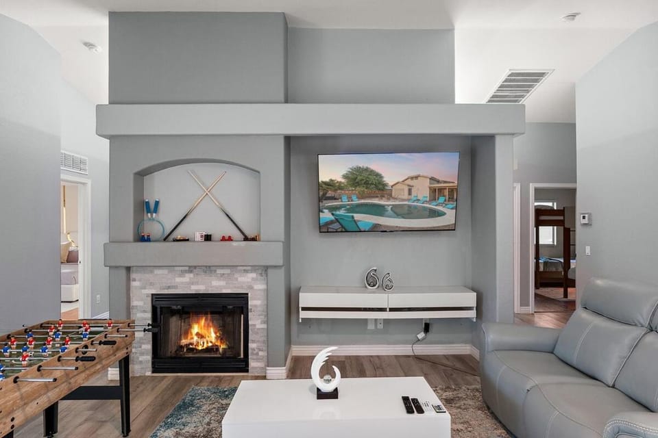 Reset & Rally! Heated Pool Spa Firepit BBQ 17 PPL Villa in Casa Grande