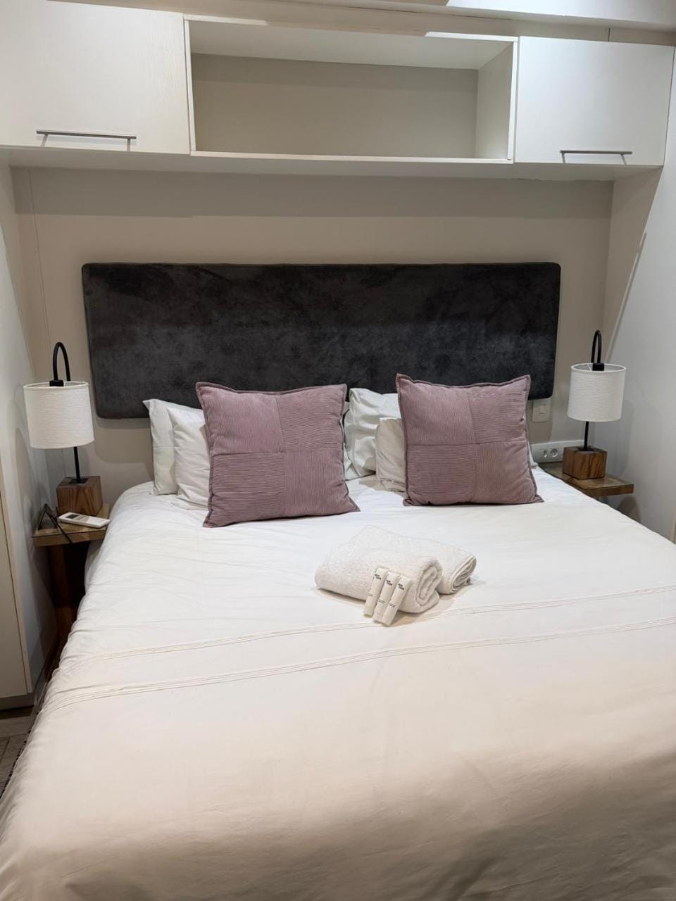 Stunning Regency Menylin Hotel Apartment in Pretoria