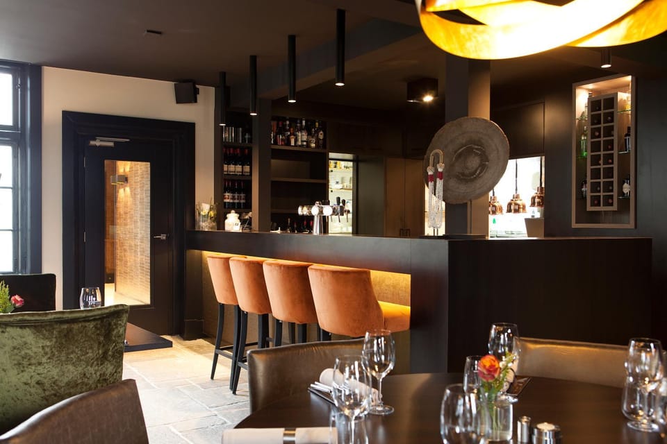 Lounge or bar, Drinks