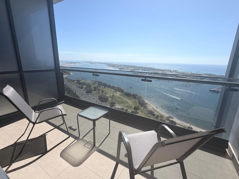View (from property/room), Balcony/Terrace, Sea view