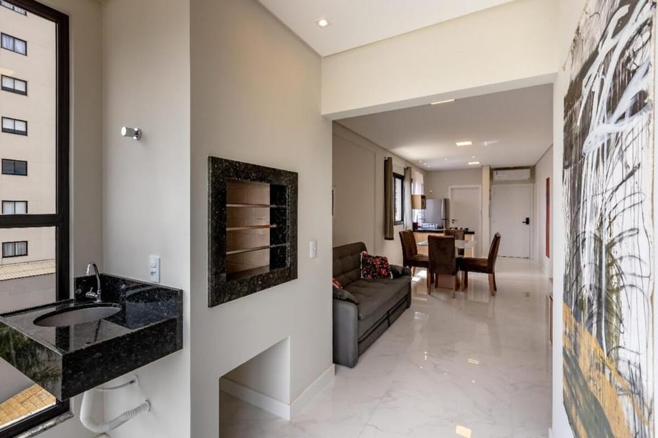 Apto novo de 3Q mobiliado a 150m da praia Perequê-SC com 1 vaga de garagem e prox ao lago e pier Hard Rock Café Apartment in Porto Belo