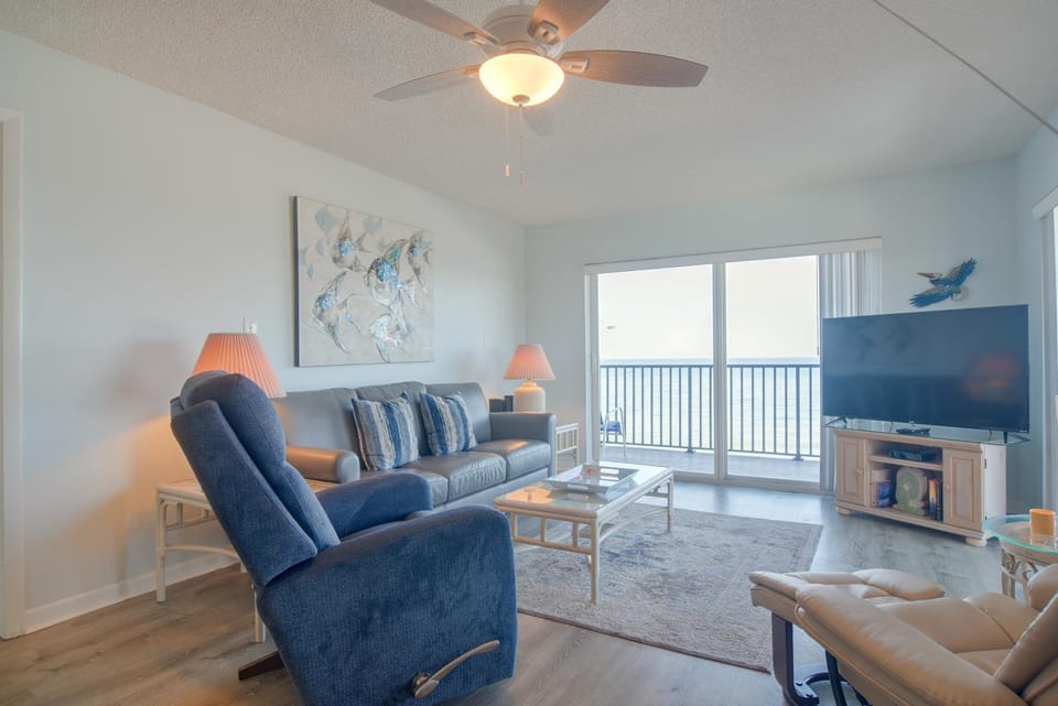 Unit w/ Stunning Gulf Views! Steps to Pool & Beach House in Madeira Beach