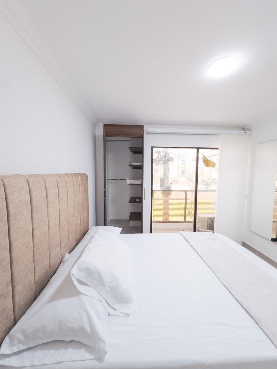 Bed, Photo of the whole room
