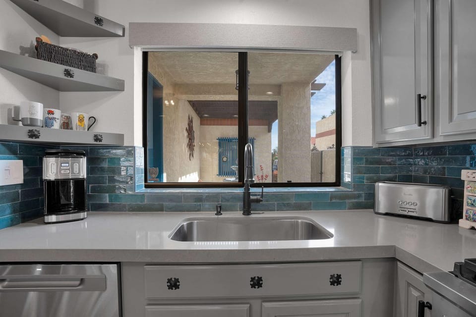 Coffee/tea facilities, Kitchen or kitchenette, toaster, kitchen