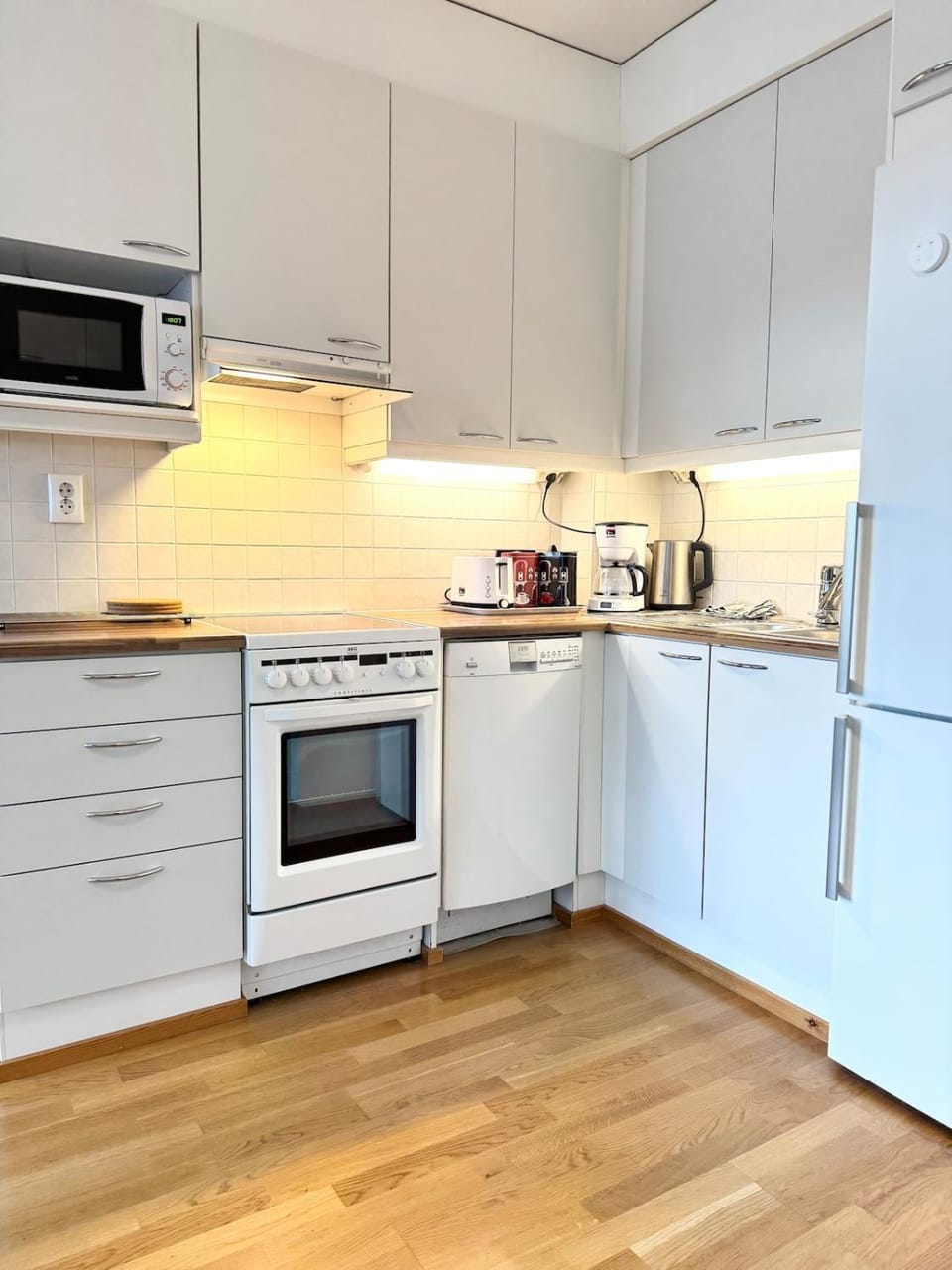 Lovely Stay near Airport, Sauna & Free parking Apartment in Helsinki