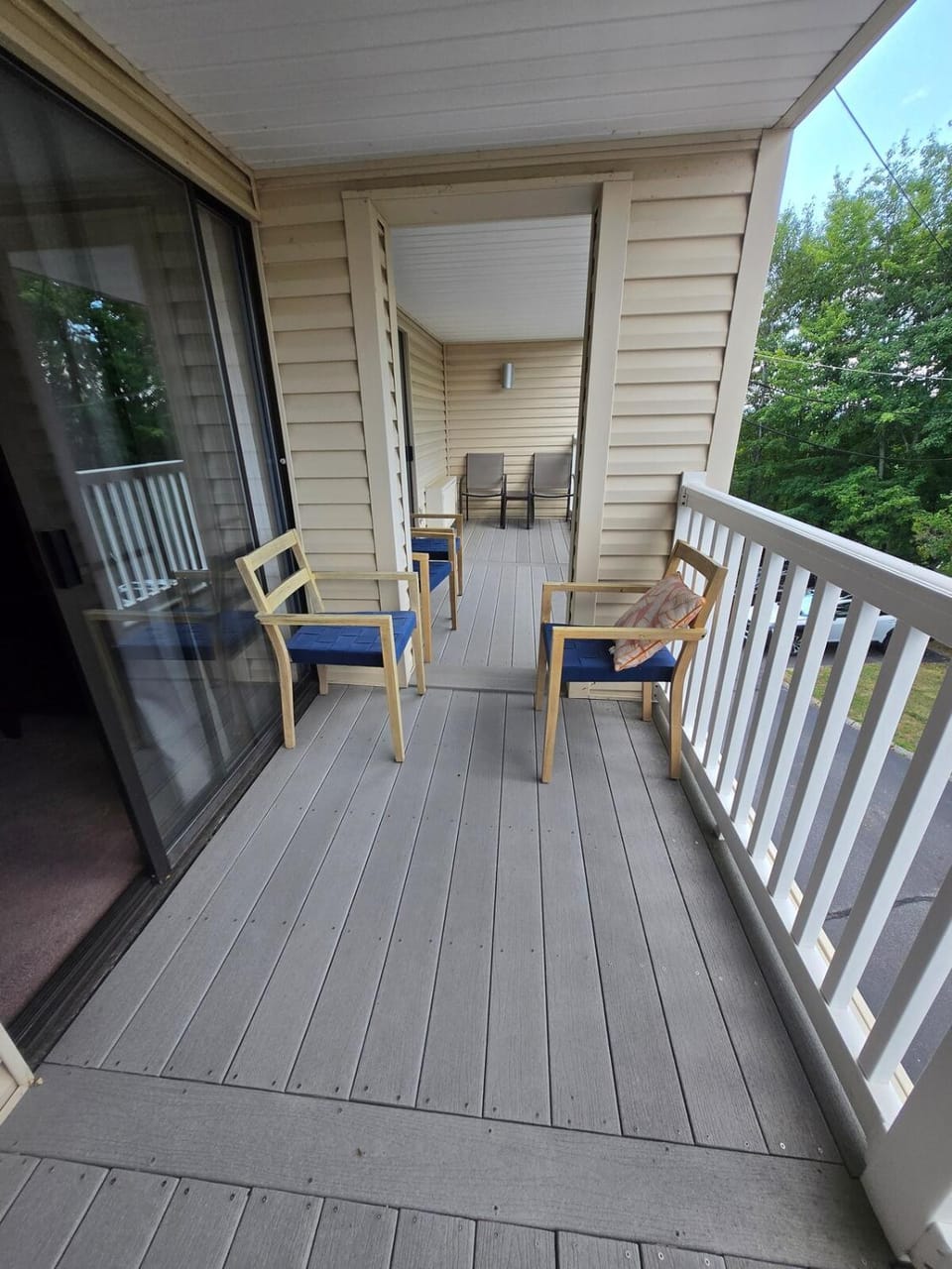 Spacious Family Condo close to Weirs Lake Apartment in Laconia