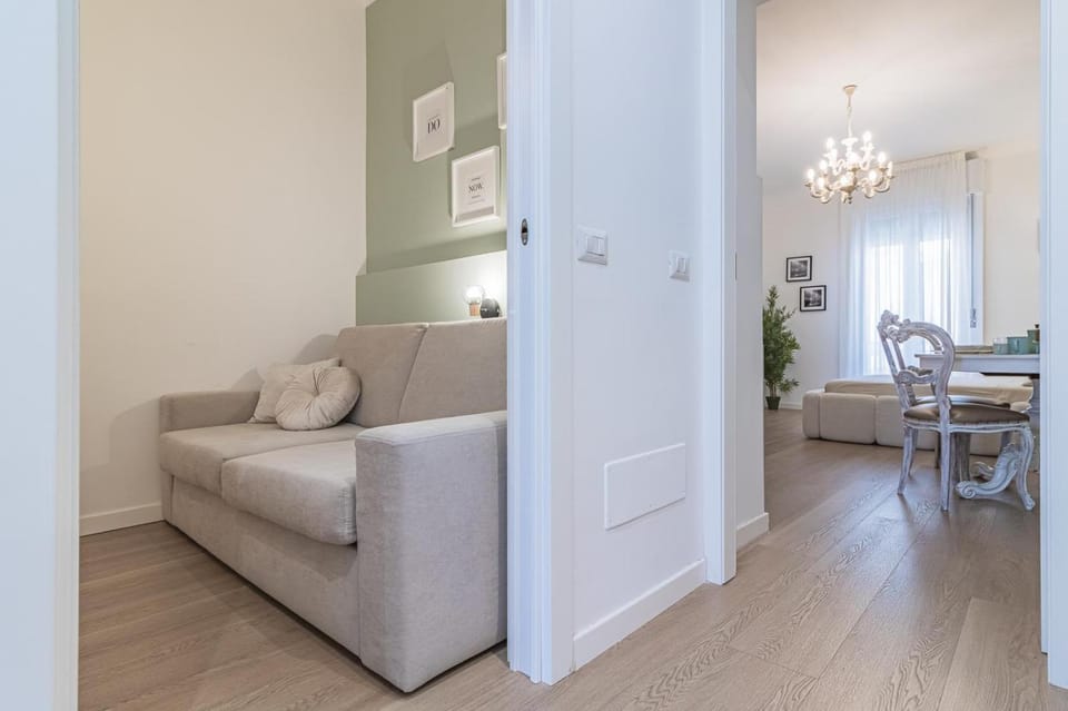 Thea - Mille Apartment in Monza