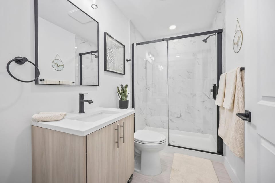 Shower, Bathroom