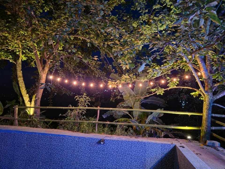 House On The Clouds Farmstay- Relling Vacation rental in West Bengal