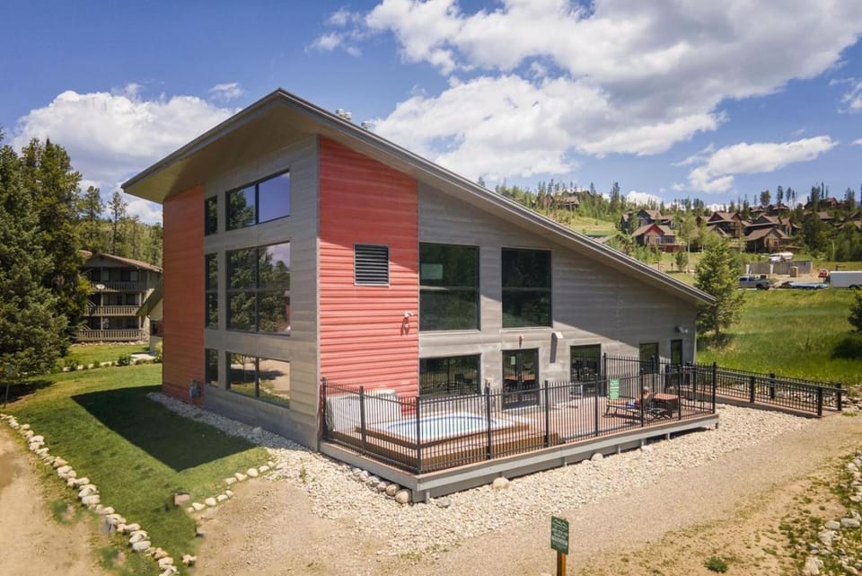 Riverfront Retreat with Hot Tubs and Walk to Downtown Winter Park House in Fraser
