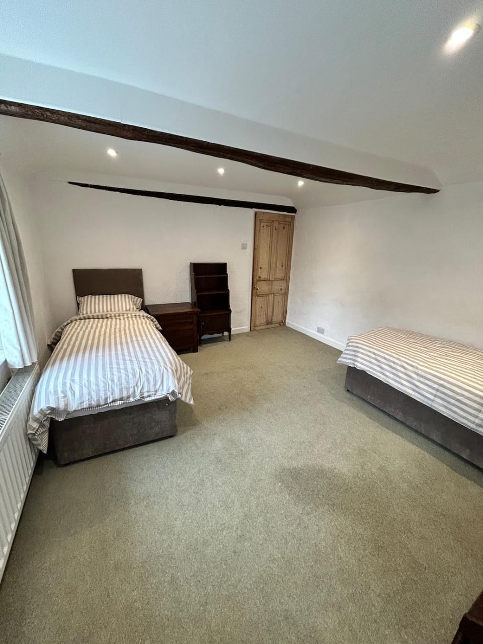 Stable Cottage, College Lane, HG4 4HE House in Borough of Harrogate