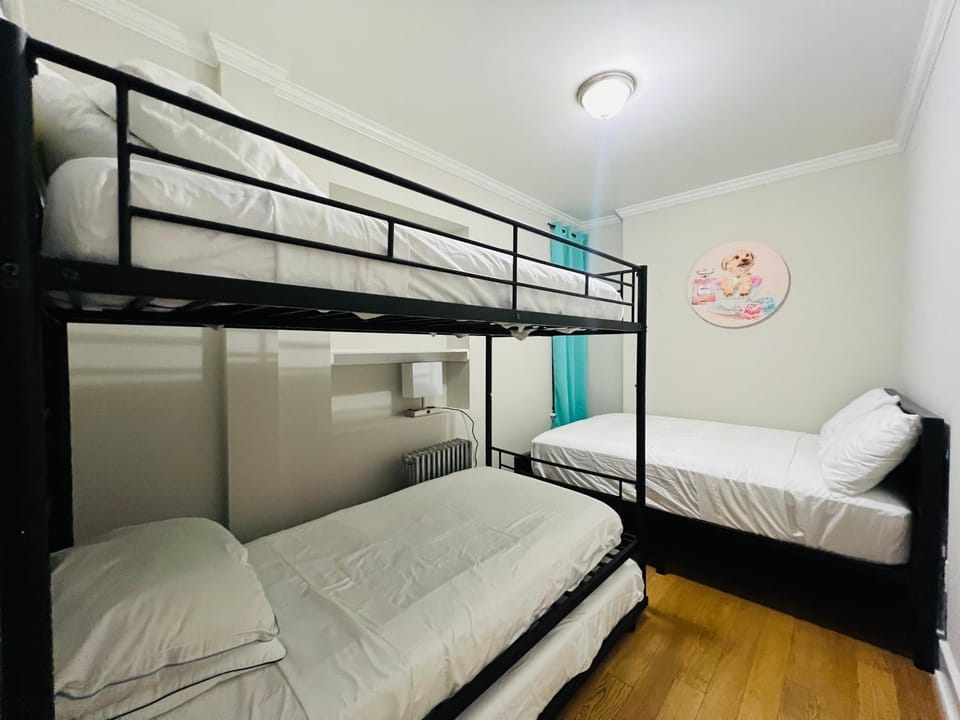 The Luxe at Times Square Apartment in Midtown