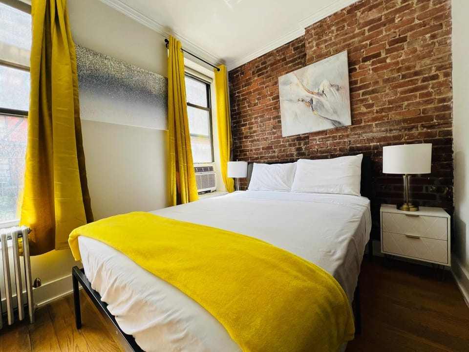 The Luxe at Times Square Apartment in Midtown