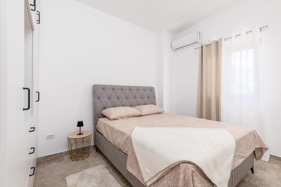 Tron Garden House with Private Beach Villa in Kotor Municipality