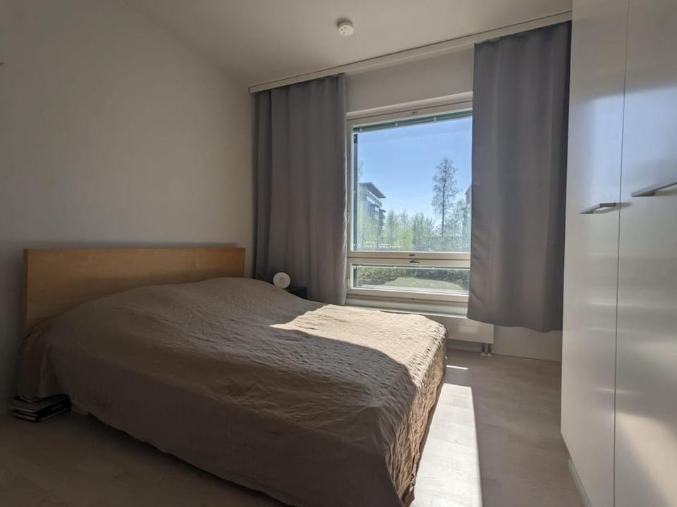 Bright apartment with lake view & private parking space Apartment in Finland