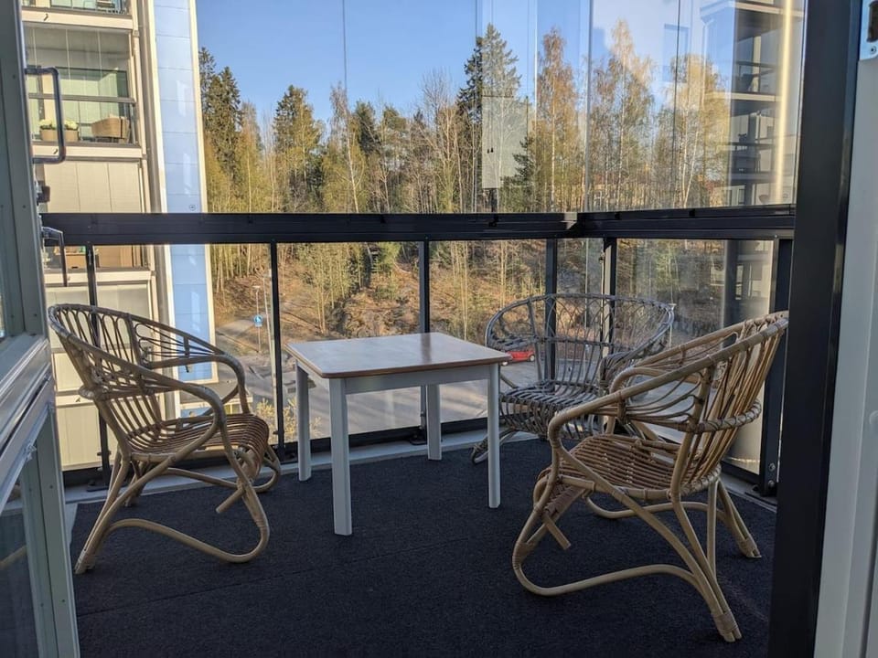 Bright apartment with lake view & private parking space Apartment in Finland