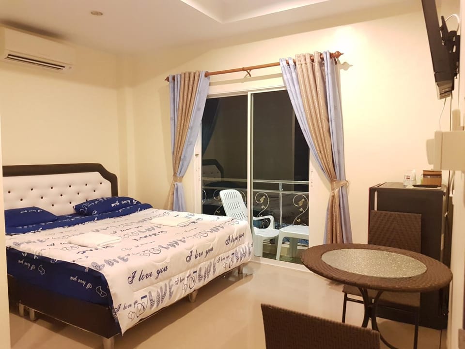 Bann Lom Le Guest House Bed and Breakfast in Hua Hin District