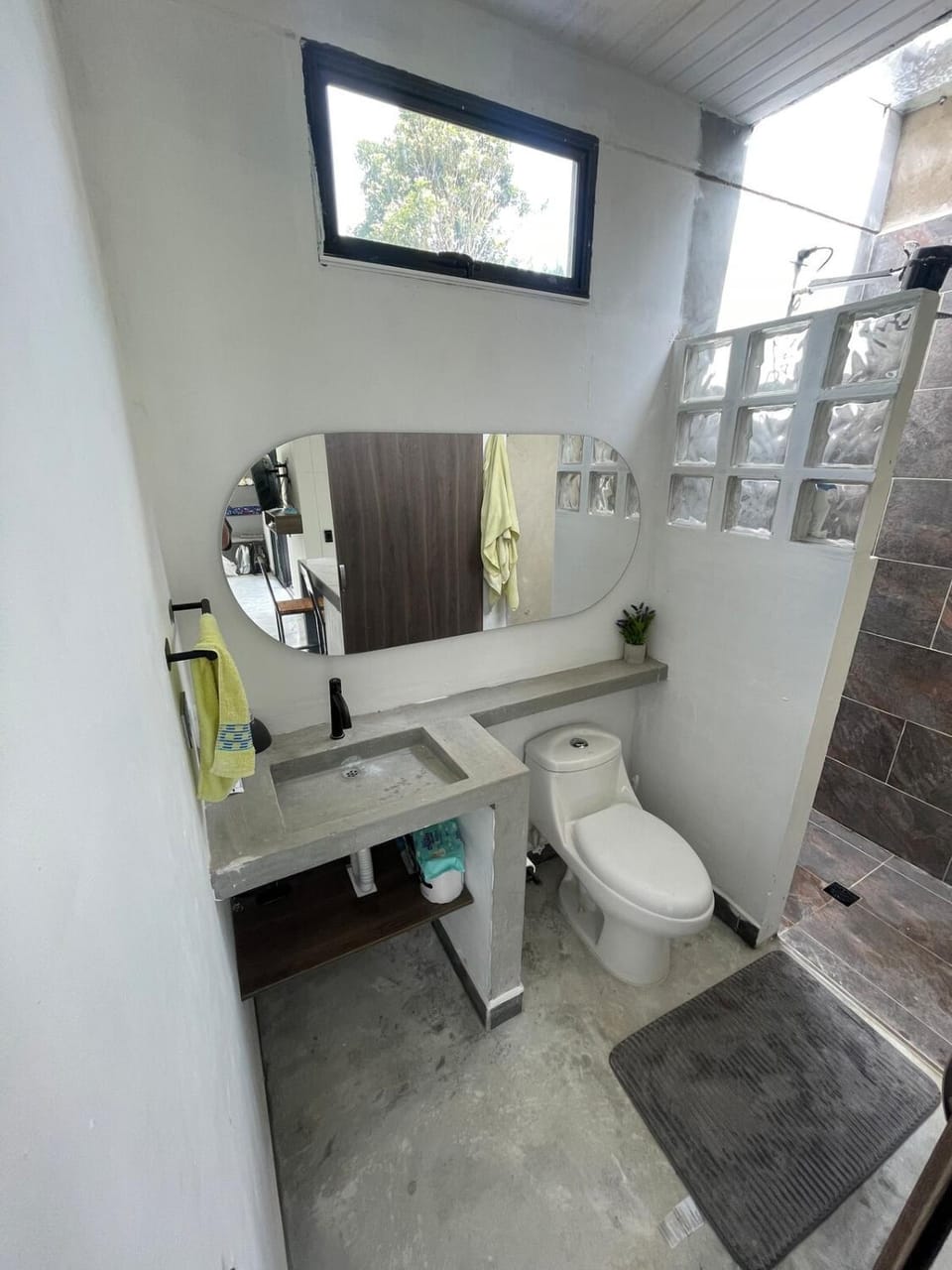 Casa con Jacuzzi, Cocina Equipada, WiFi y Parqueadero en San Roque House in Antioquia