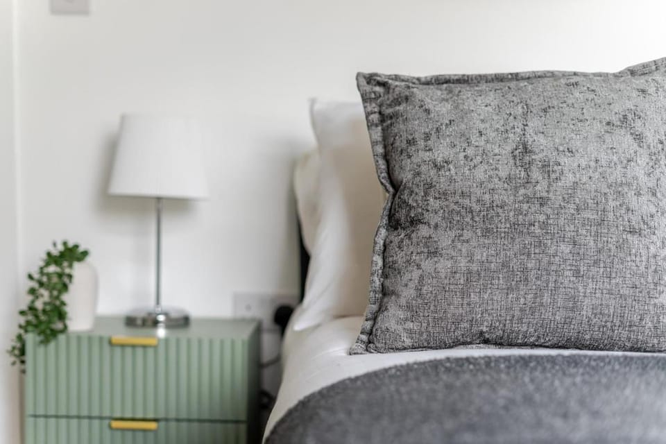 Cardiff Central Stay 1BR Apartment with Free Parking Apartment in Cardiff