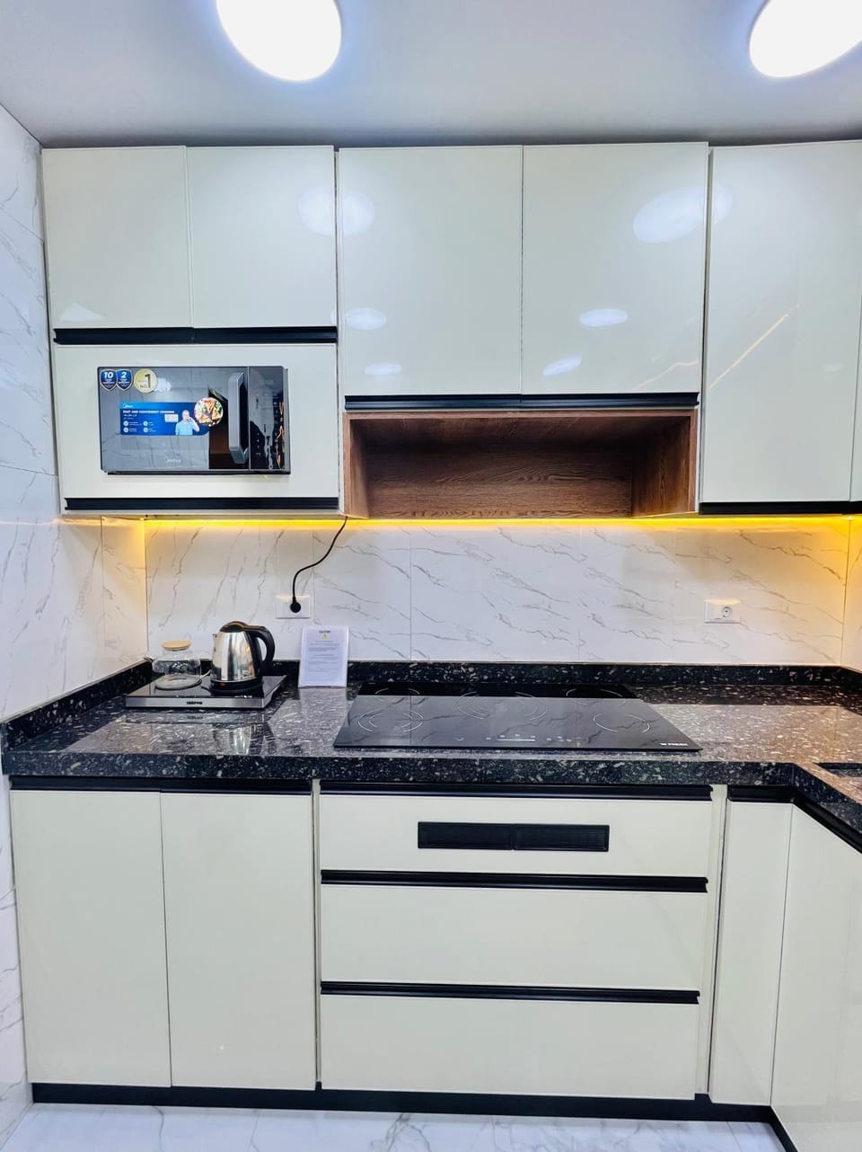 VIP 4BR Smart Apartment in Sheikh Zayed - شقة سمارت VIP فاخرة 4 غرف بالشيخ زايد Apartment in Egypt
