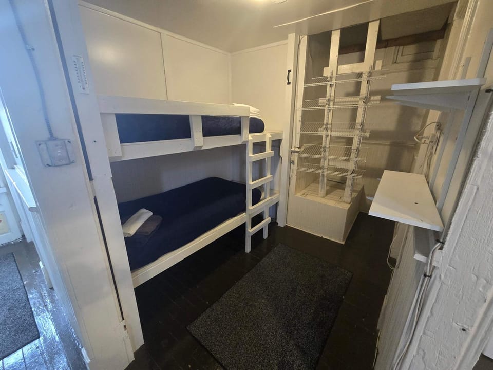 Bunkhouse - Budget Crash Pad - East Carson Street Apartment in Pittsburgh