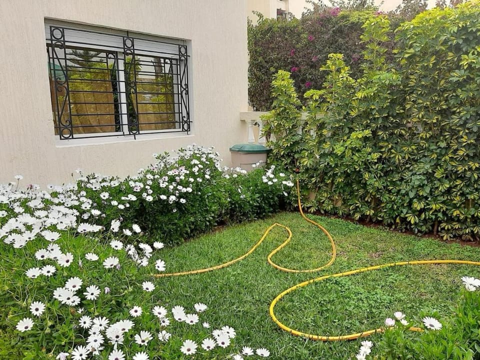 Charming Villa in Skhirat Beach, Wi-Fi, Parking Villa in Rabat-Salé-Kénitra