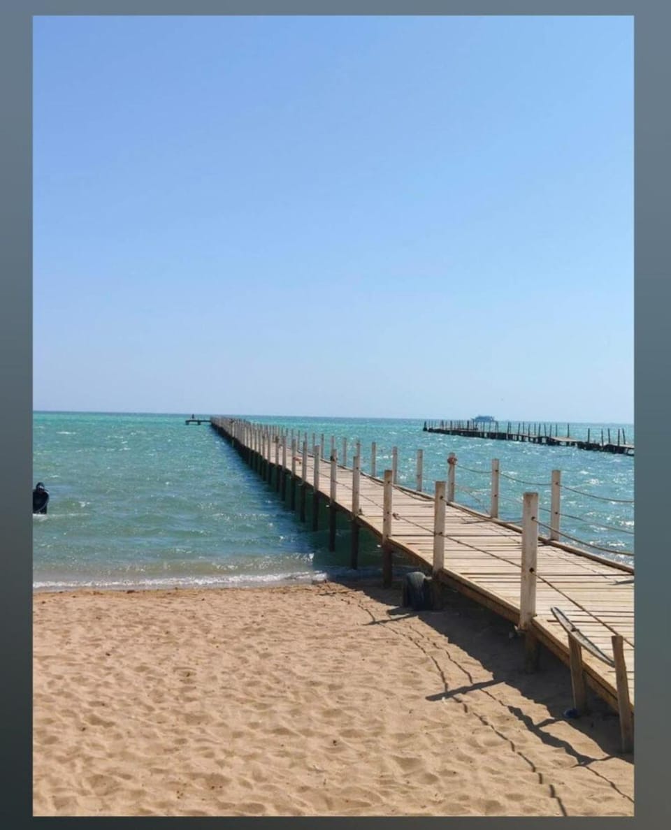 relax in private flat in resort, with beach&pools Apartment in Hurghada