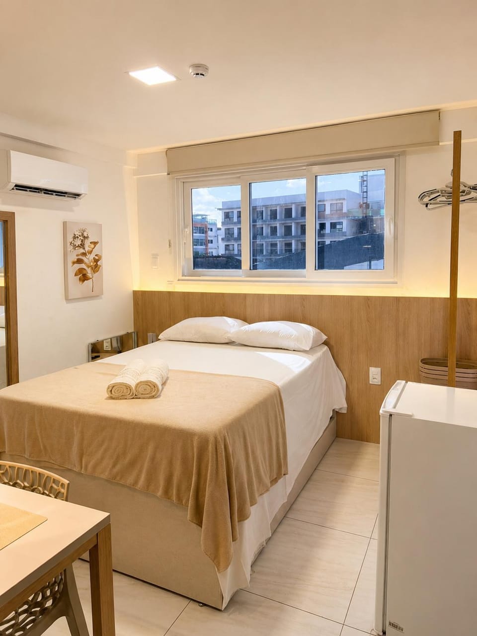Bed, Photo of the whole room, Bedroom, towels, air conditioner