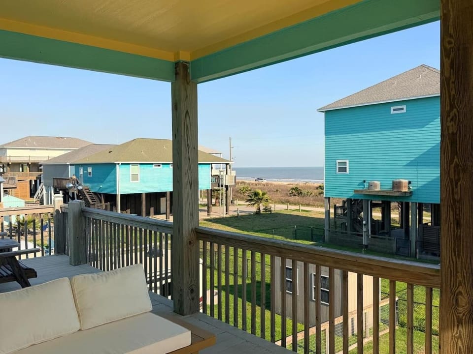 Patio, Day, Natural landscape, View (from property/room), Balcony/Terrace