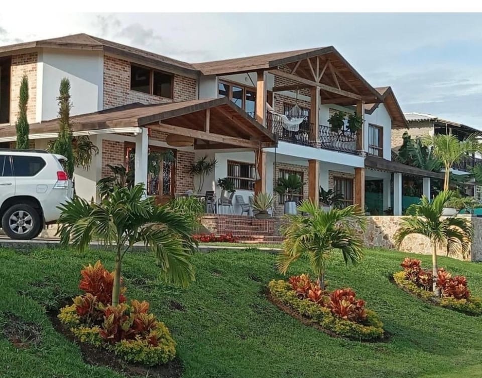Finca tres j House in Calima