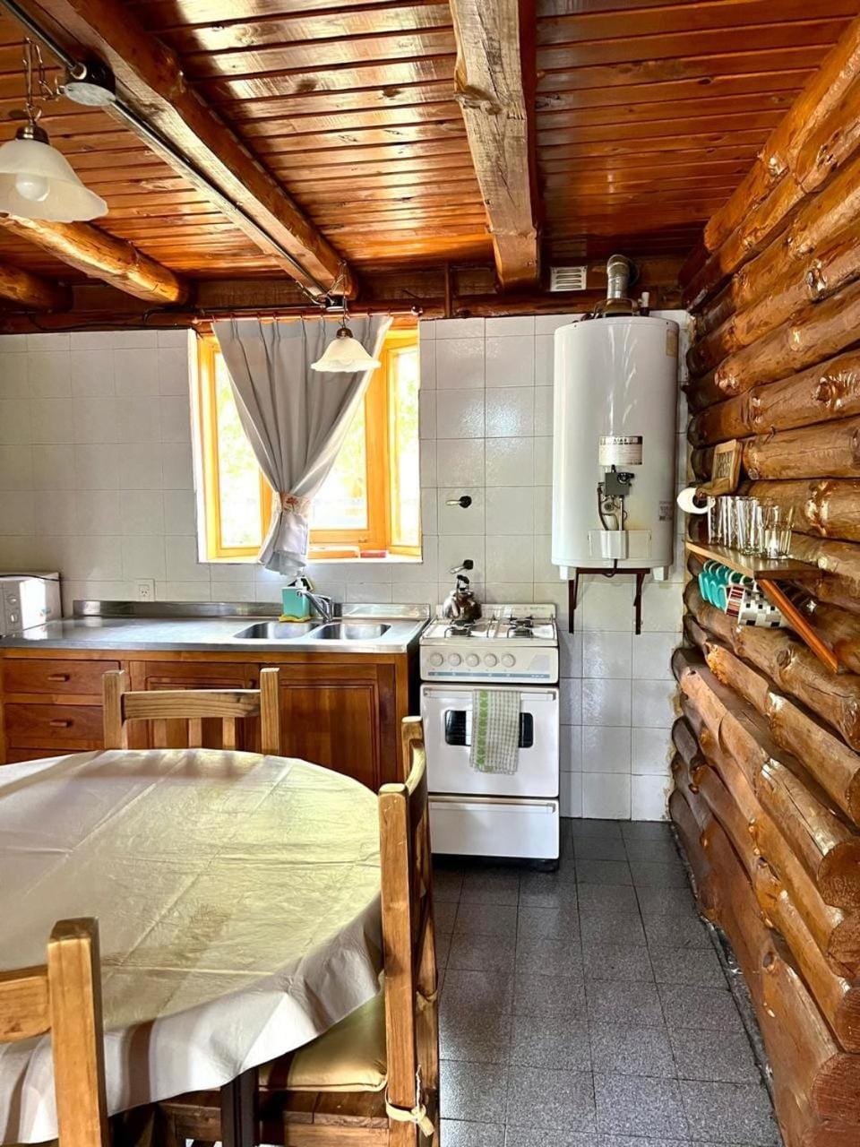 Leo Tours Apartment hotel in Esquel