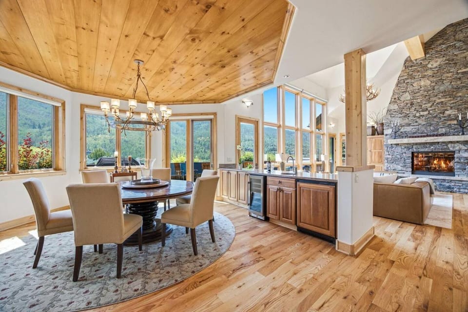 House Exclusive Sauna and Jacuzzi House in Vail