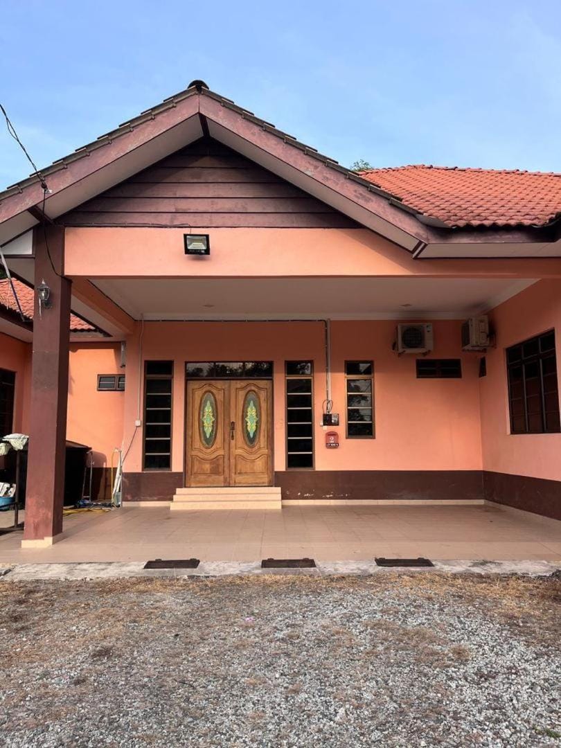 Marang-6 Pax-Homestay Desa Style 3BR 2B-No 2 House in Terengganu, Malaysia