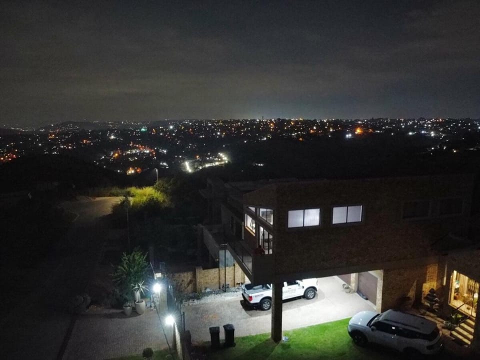 Rasmus View Apartment in Roodepoort