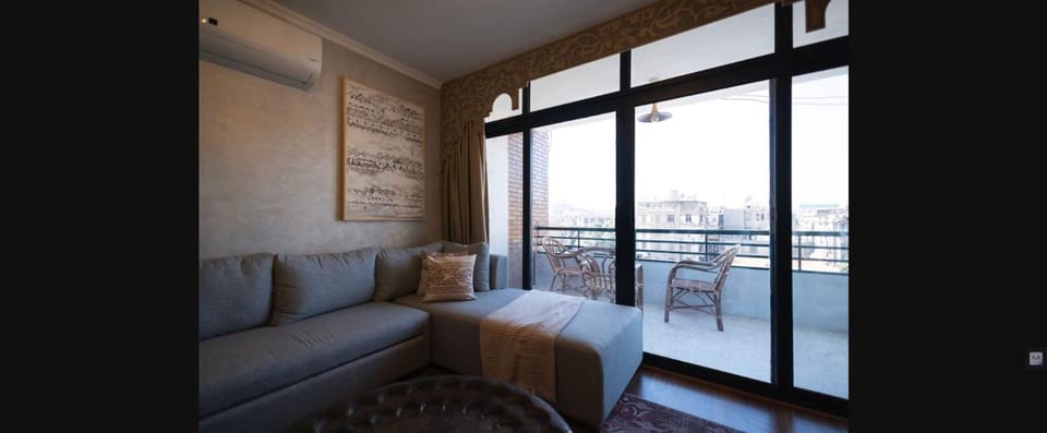 Bed, Balcony/Terrace, Seating area