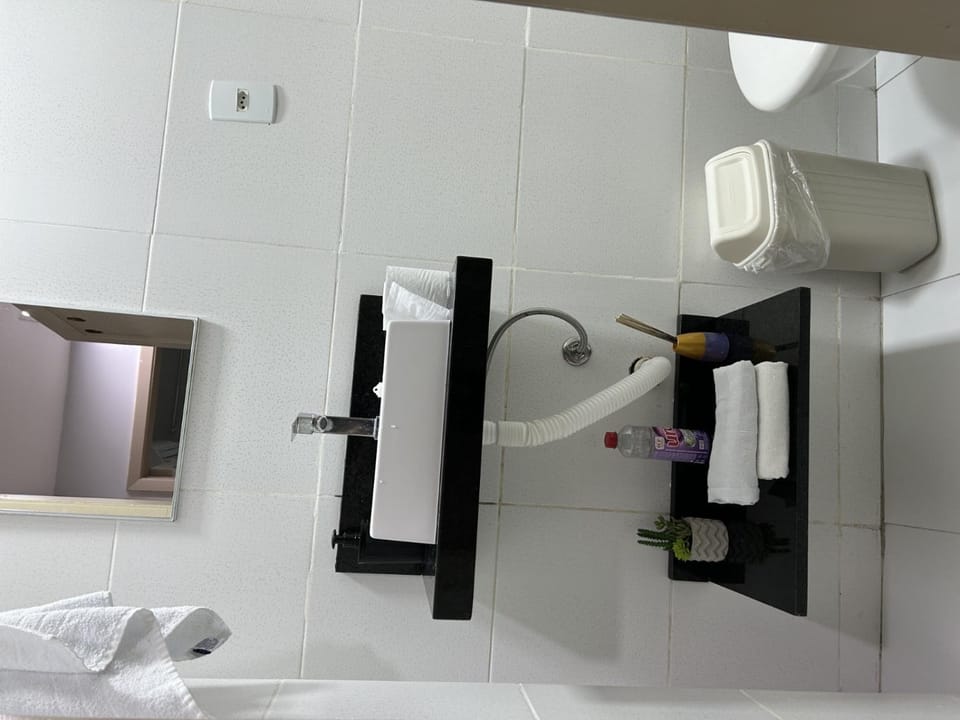 House Breeze Apt 4 Quartos 1 quadra praia House in Angra dos Reis