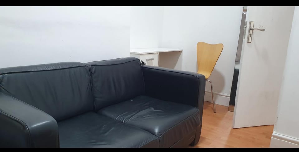 Regent road Bed and Breakfast in Stoke-on-Trent