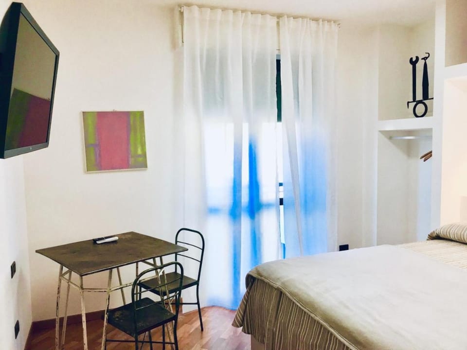 Camere Delle Rose Bed and Breakfast in Milan