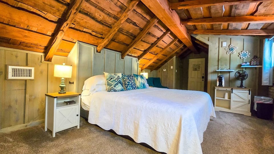 Fachwerkpalais 4 Studio Units House in New Braunfels