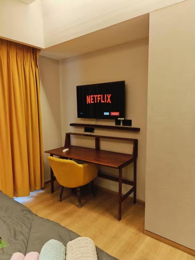 Luxurious balcony studio with city view Apartment in Noida