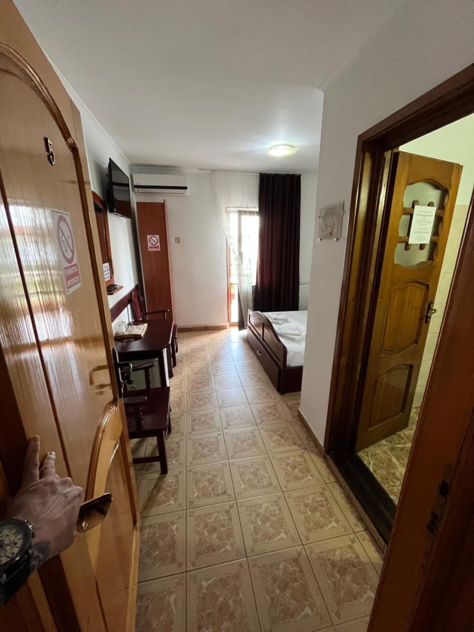 Vila EROS Bed and Breakfast in Romania